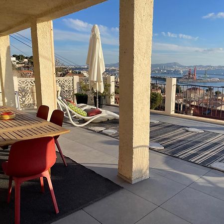 Superbe Terrasse Avec Vue Panoramique Sur La Mer Marsilya Dış mekan fotoğraf